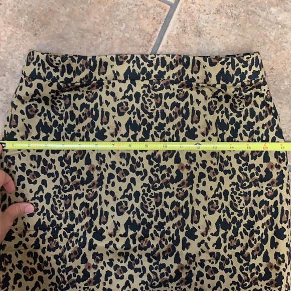 J.Crew Leopard Print Pencil Skirt - Picture 6 of 7